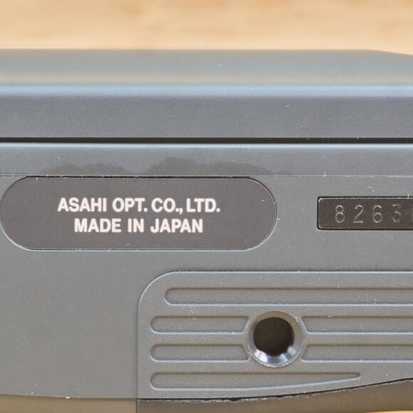 Pentax Zoom 90-WR Point and Shoot 35mm Film Camera - Picture 8 of 10